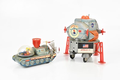 Lot 2009 - A DSK battery operated tinplate Apollo 11...