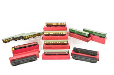Lot 217 - HORNBY; various railway items including...