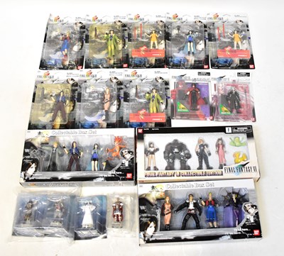 Lot 481 - A quantity of video game related figures, to...