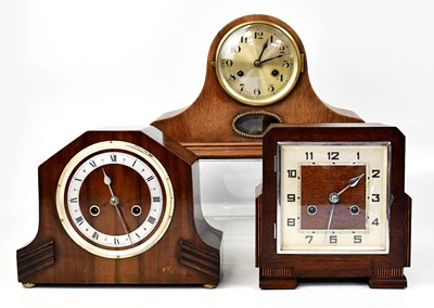 Lot 96 - Three 1930s mantel clocks, comprising an Art...