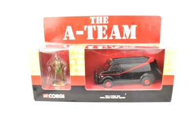 Lot 374 - Six various diecast and collectors' cars,...