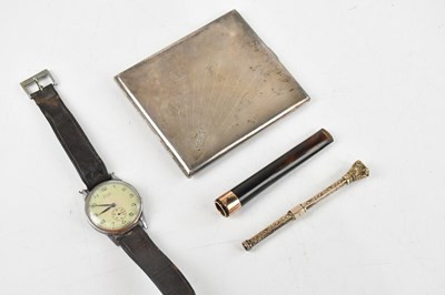 Lot 2264 - WILLIAM NEALE LTD; a George V hallmarked...