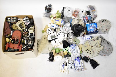 Lot 577 - STAR WARS; a quantity of figures and...