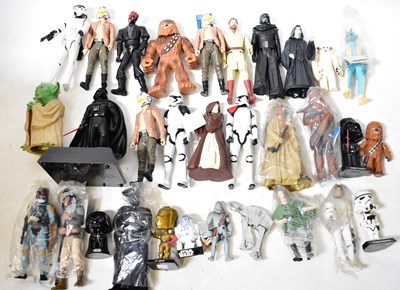 Lot 634 - STAR WARS; various loose plastic figures, some...