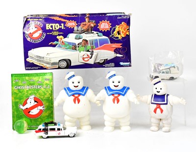 Lot 530 - GHOSTBUSTERS; various items from the movies,...