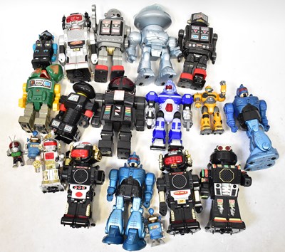 Lot 548 - ROBOTS; a quantity of mainly plastic robot...