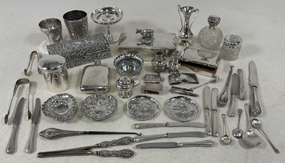 Lot 418 - A large and varied collection of silver and...