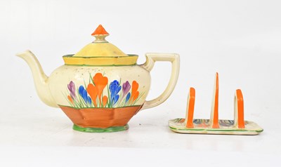 Lot 124 - CLARICE CLIFF; a Bizarre 'Crocus' pattern...