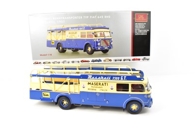 Lot 305 - CMC EXCLUSIVE MODELLE, GERMANY; a boxed 1:18...