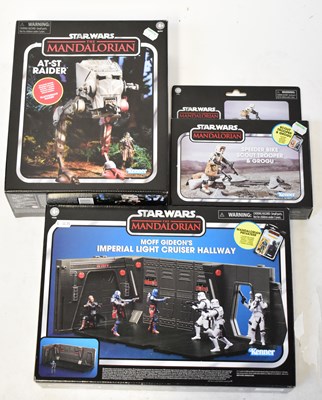 Lot 607 - STAR WARS; The Mandalorian, a Speeder Bike...