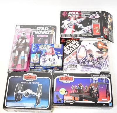 Lot 625 - STAR WARS; various boxed and loose items from...