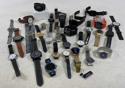 Lot 607 - A collection of mainly modern fashion and...