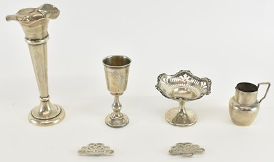 Lot 1078 - NORTON & CO; a George V hallmarked silver...