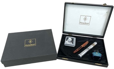 Lot 11 - CONWAY STEWART; a boxed Winston Churchill pen...