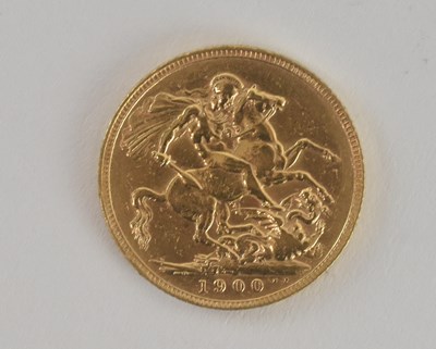 Lot 1592 - A Victoria full sovereign, 1900, old head.
