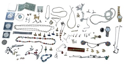 Lot 1541 - A group of costume jewellery and collectables,...