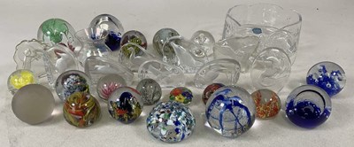 Lot 320 - A collection of paperweights, together with...