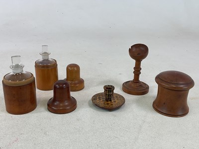 Lot 32 - An unusal early 19th century turned boxwood...