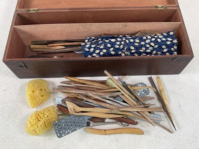 Lot 72 - A collection of artist's and sculptor's tools...