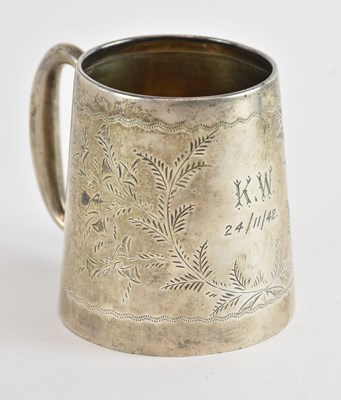 Lot 1183 - A George V hallmarked silver child's mug, with...