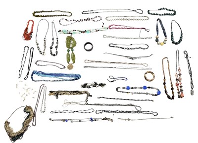 Lot 1569 - A group of various items of costume jewellery...