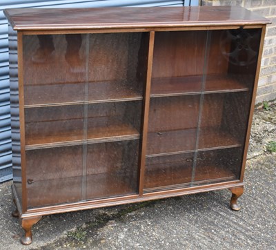 Lot 43 - A 20th century mahogany display cabinet with...