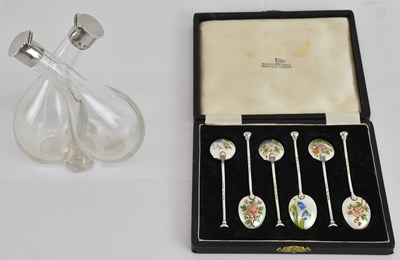 Lot 1115 - WALKER & HALL; a cased set of six Elizabeth II...