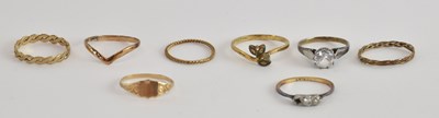 Lot 1254 - Eight 9ct gold dress rings, various sizes,...