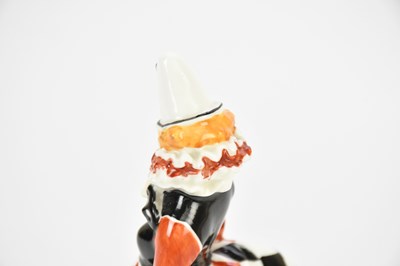 Lot ROYAL DOULTON; figurine, 'Pierrette', HN643,...