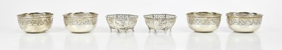 Lot 2390 - SYNYER & BEDDOES; a pair of George V...