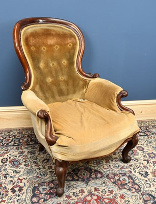 Lot 2838 - A Victorian mahogany spoon back salon chair,...