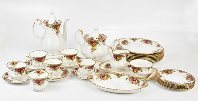 Lot 1697 - ROYAL ALBERT; 'Old Country Roses' pattern...