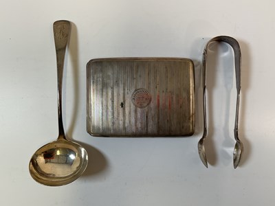 Lot 559 - A George V hallmarked silver cigarette case,...