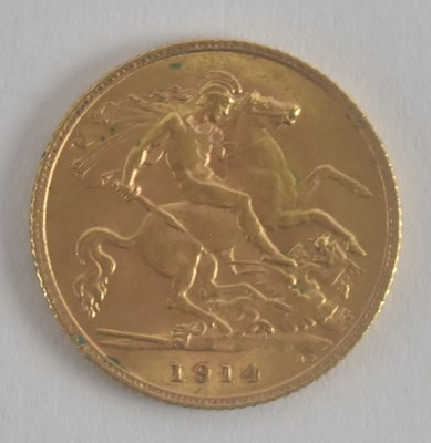 Lot 1622 - A George V half sovereign, 1914.