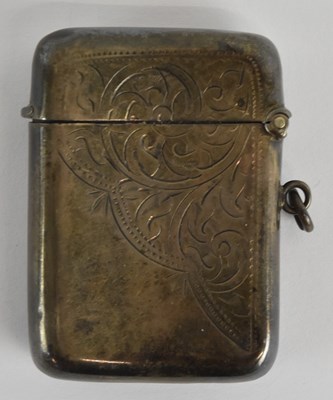 Lot 1160 - A George V hallmarked silver vesta case, with...