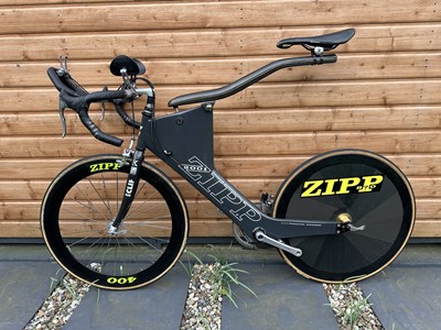 Lot 17 - 2001 Zipp 2001 - L/57 (Robin Williams...