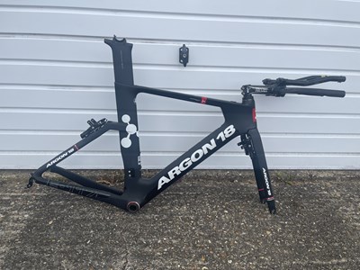 Lot 52 - 2017 Argon 18 E117 - M/54, TT frameset carbon...
