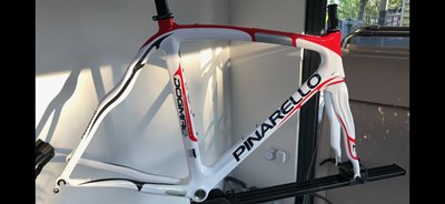 Lot 57 - 2016 Pinarello Dogma - M/55, road carbon fibre...