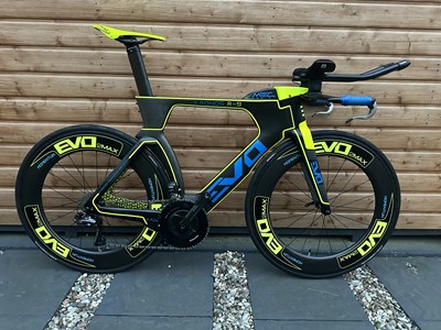 Lot 60 - 2018 Evo2Max Kronos R-9 TT, TT/Triathlon...