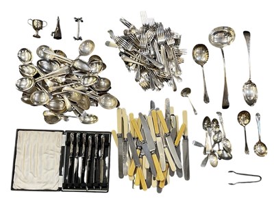 Lot 1016 - A large quantity of assorted silver plated...