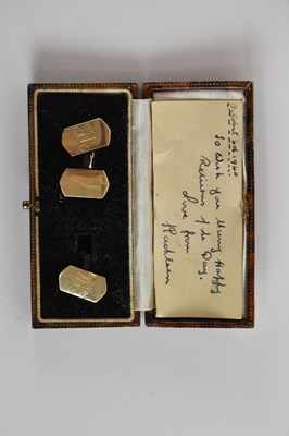 Lot 1464 - A pair of 9ct gold cufflinks of lozenge form,...