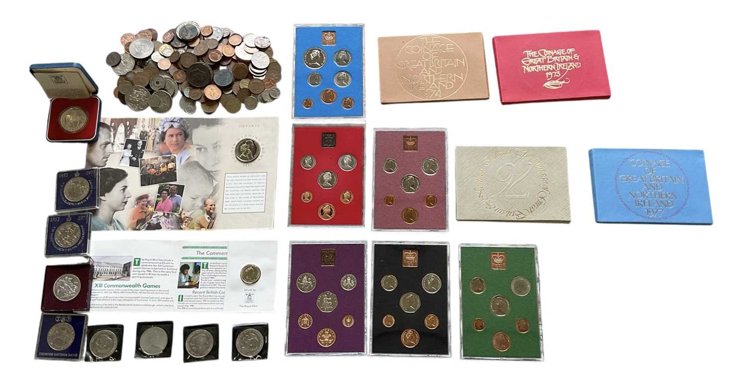 Lot 1670 - Various mixed coins including an 1889 Queen...