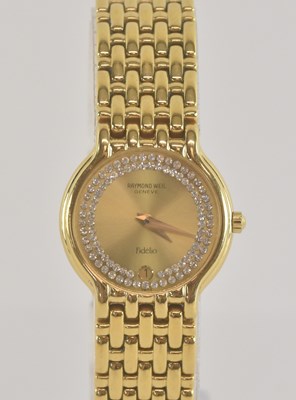 Lot 1710 - RAYMOND WEIL; a lady's 18ct gold plated...