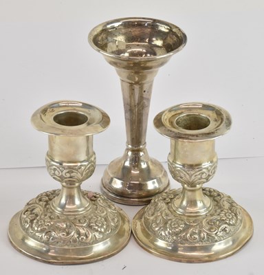 Lot 1123 - W I BROADWAY & CO; an Elizabeth II hallmarked...