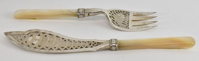 Lot 1122 - HUNG CHONG, SHANGHAI; a pair of Chinese Export...