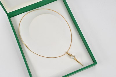 Lot 219 - BOODLE & DUNTHORNE; an 18ct yellow gold...