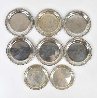 Lot 2318 - Six 800 grade silver circular dishes, diameter...