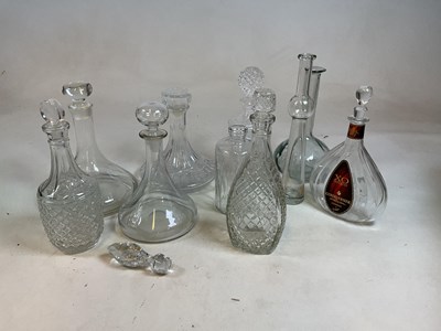 Lot 344 - A quantity of decorative glassware including...