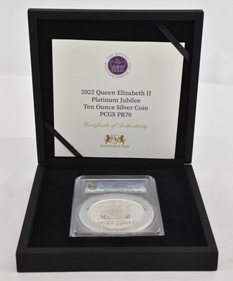 Lot 1629 - HARRINGTON & BYRNE; a 2022 Queen Elizabeth II...