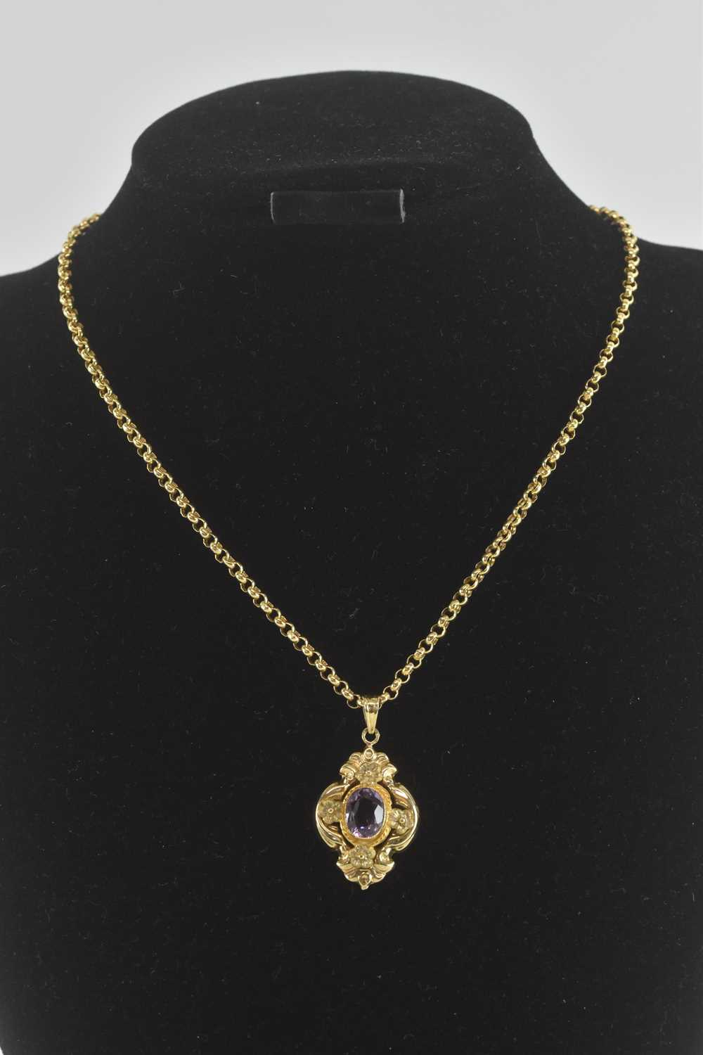 Lot 1381 - A 9ct gold belcher link necklace with hoop...